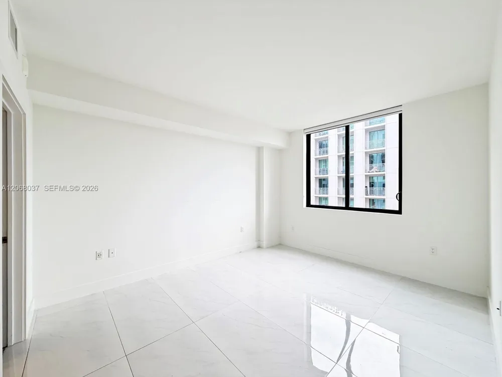 301 Altara Ave #609 Coral Gables, FL 33146