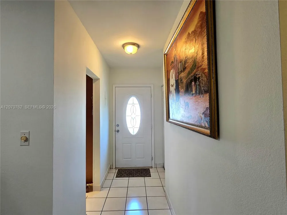 3405 NW 48th Ave #601 Lauderdale Lakes, FL 33319