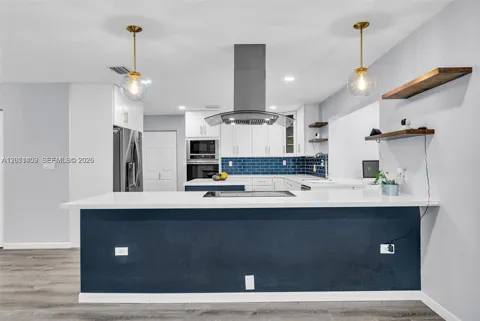 851 SW 49th Ter #3