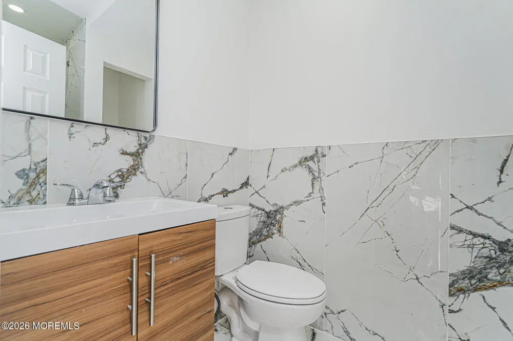 144 Monmouth Road Oakhurst, NJ 07755