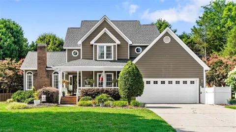 1210 Suncrest Drive