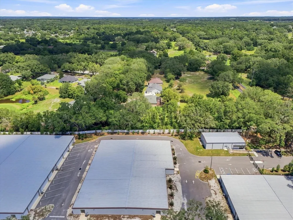 512 DOWLING CIRCLE Lady Lake, FL 32159