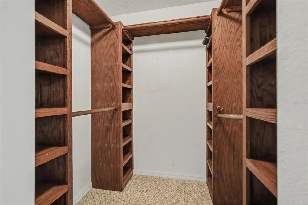 10536 SHADY FALLS COURT Riverview, FL 33578