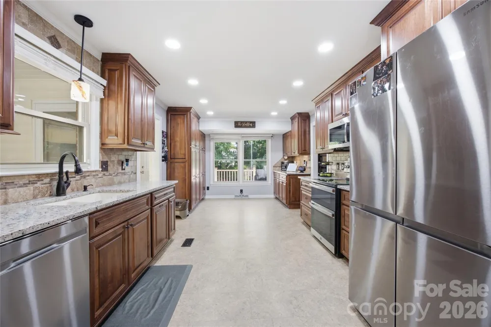 1002 Brookhaven Drive Shelby, NC 28152