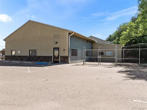 1976 Aspen Circle
