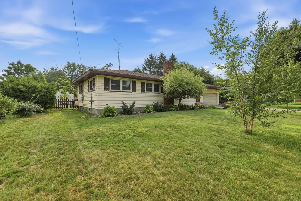 3710 Manning Street Muskegon, MI 49444