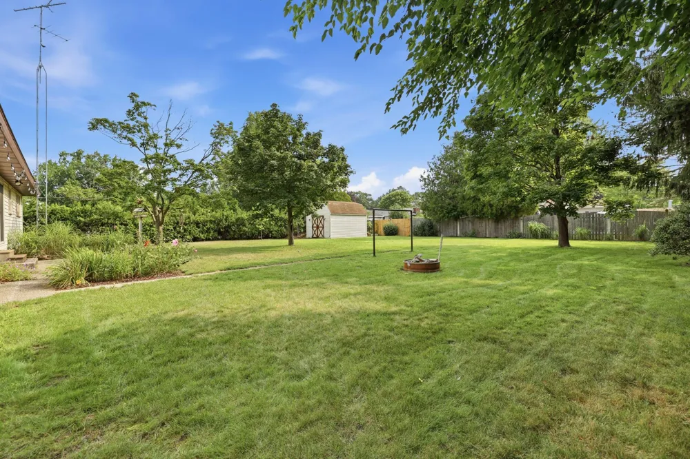 3710 Manning Street Muskegon, MI 49444