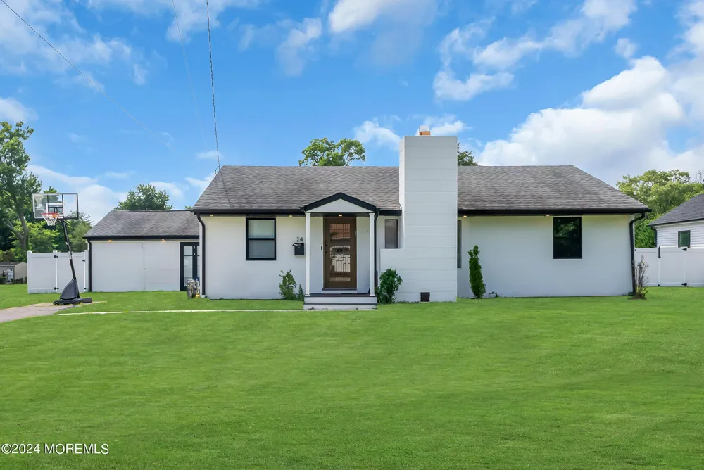 24 Johnston Street Oakhurst, NJ 07755