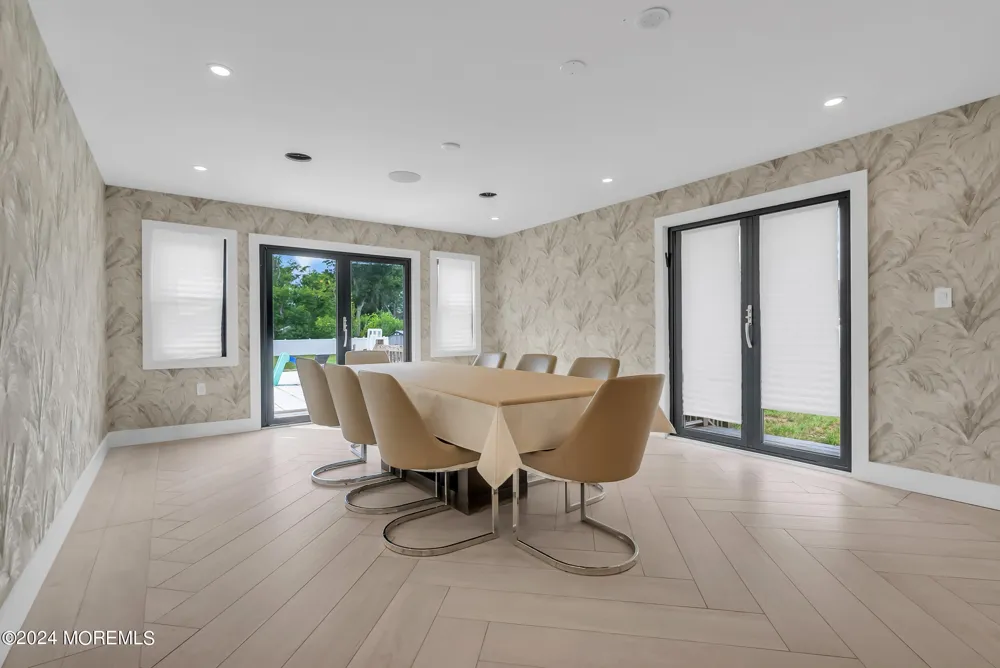 24 Johnston Street Oakhurst, NJ 07755