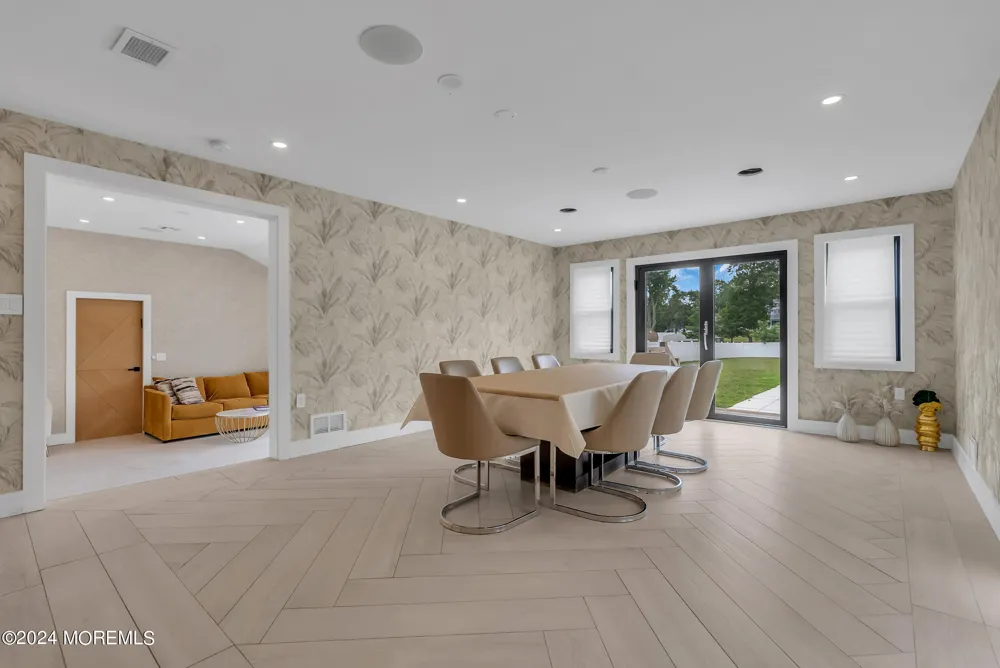24 Johnston Street Oakhurst, NJ 07755