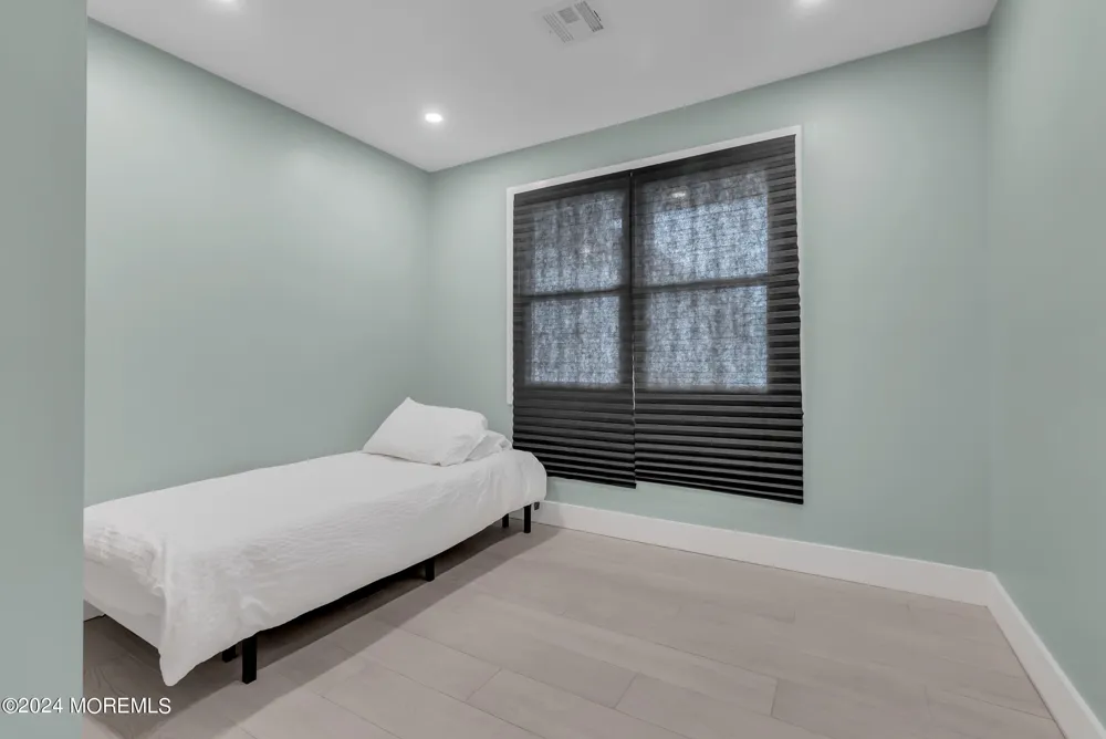 24 Johnston Street Oakhurst, NJ 07755