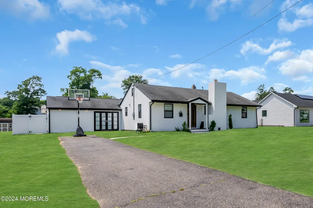 24 Johnston Street Oakhurst, NJ 07755