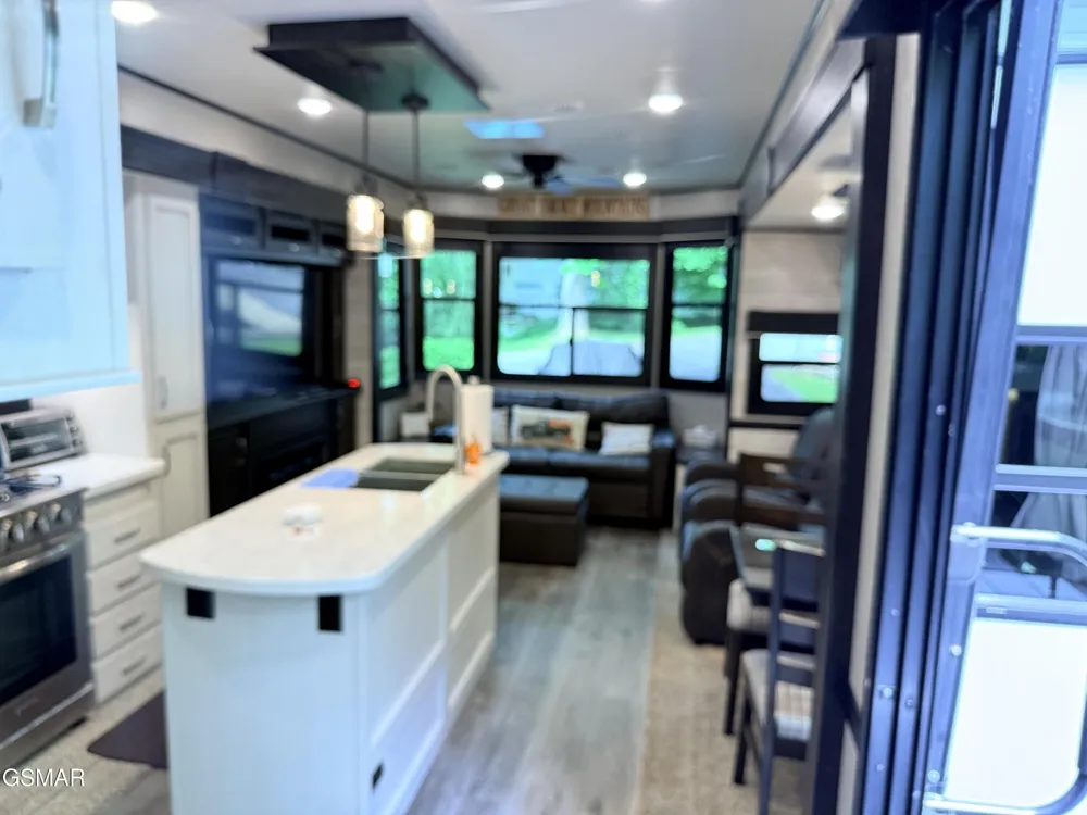 4229 E Parkway Gatlinburg, TN 37738