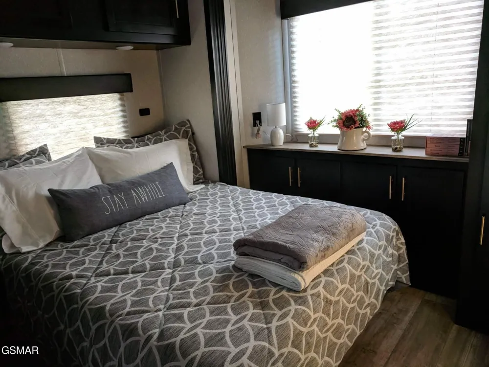 4229 E Parkway Gatlinburg, TN 37738