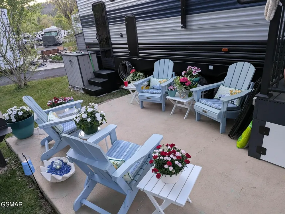 4229 E Parkway Gatlinburg, TN 37738