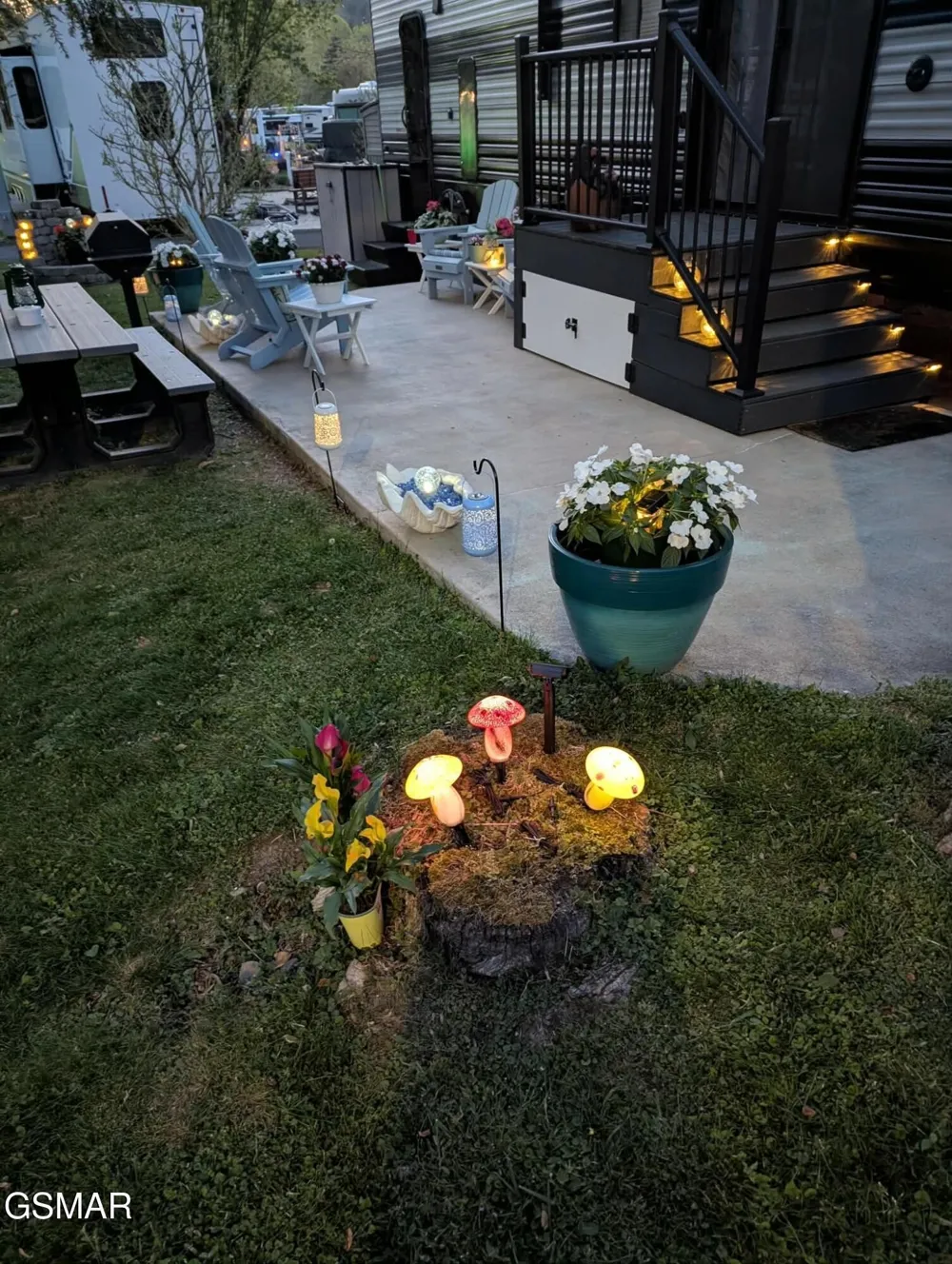 4229 E Parkway Gatlinburg, TN 37738