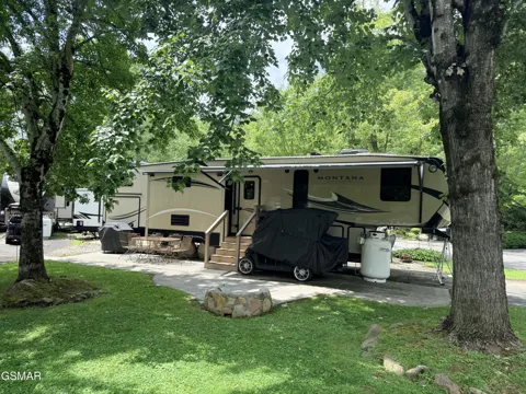 4229 E Parkway #279