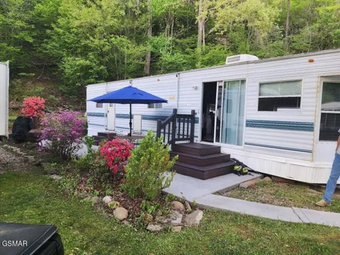4229 E Parkway #385