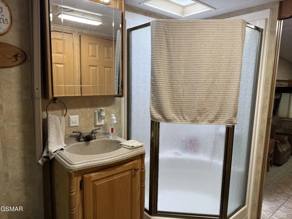 4229 E Parkway Gatlinburg, TN 37738