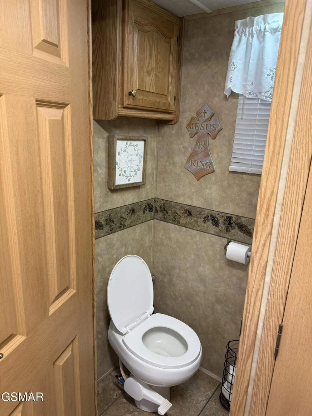 4229 E Parkway Gatlinburg, TN 37738
