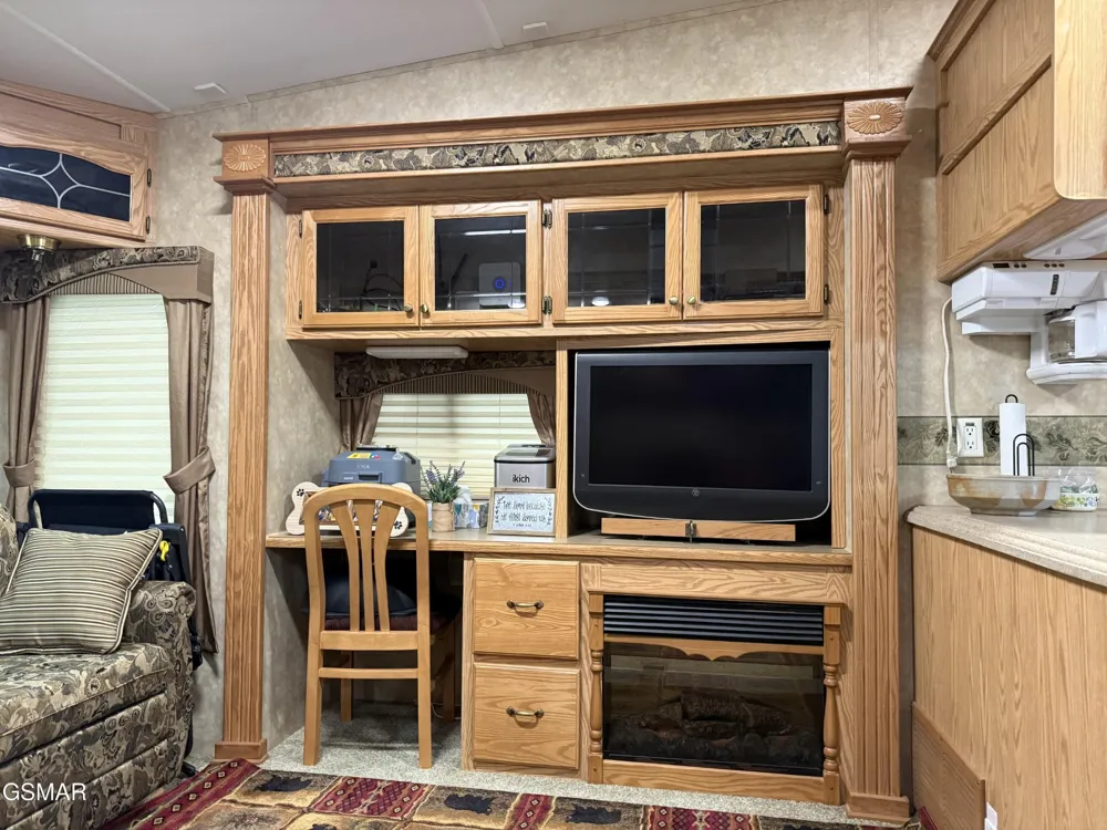 4229 E Parkway Gatlinburg, TN 37738