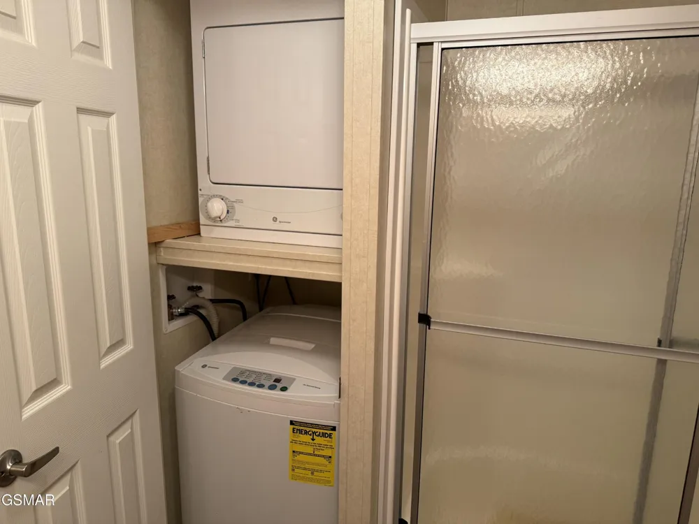 4229 E Parkway Gatlinburg, TN 37738
