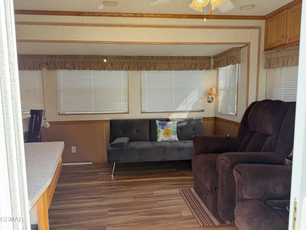 4229 E Parkway Gatlinburg, TN 37738