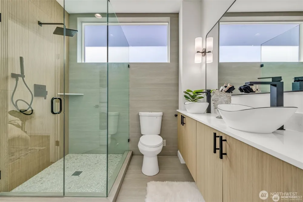 4404 S Othello Street #C Seattle, WA 98118