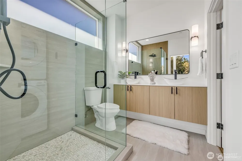 4404 S Othello Street #C Seattle, WA 98118