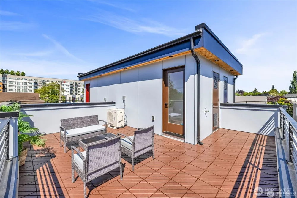 4404 S Othello Street #C Seattle, WA 98118