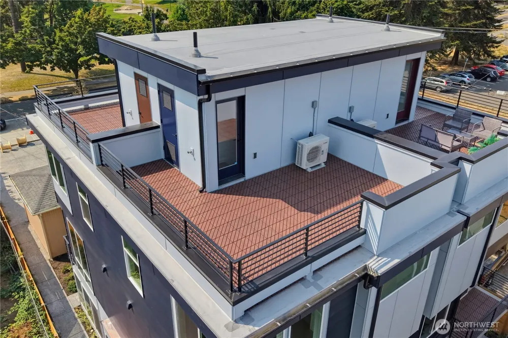 4404 S Othello Street #C Seattle, WA 98118
