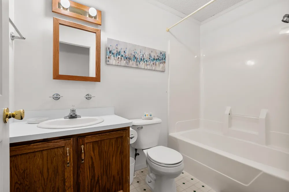 2038 E Bristol Road E Johnstown Township, MI 49050