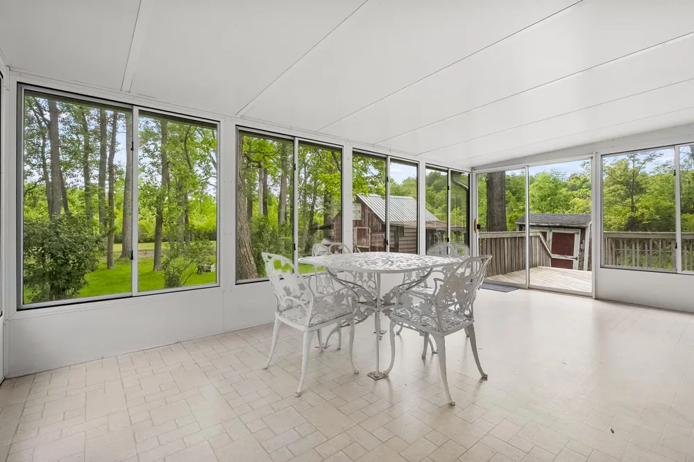 2038 E Bristol Road E Johnstown Township, MI 49050