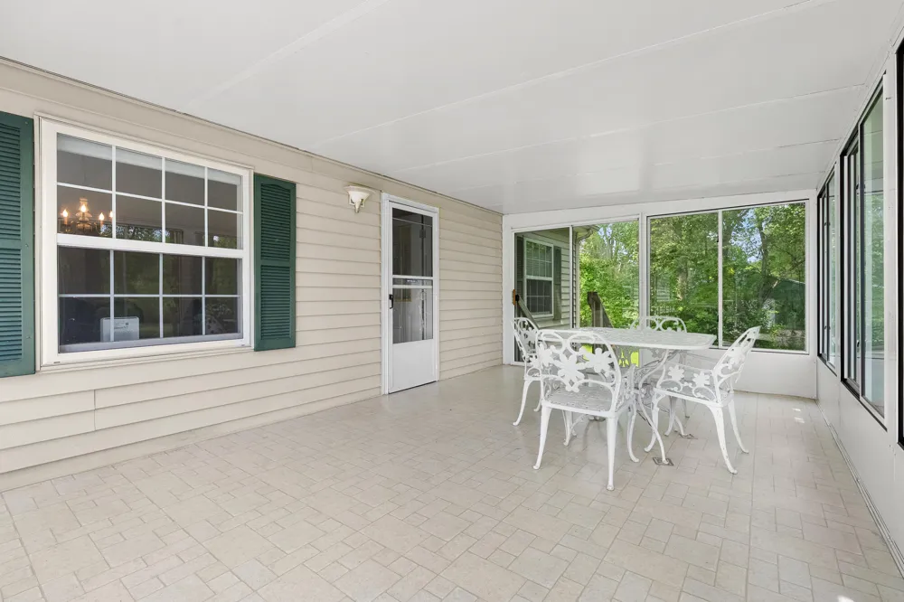 2038 E Bristol Road E Johnstown Township, MI 49050