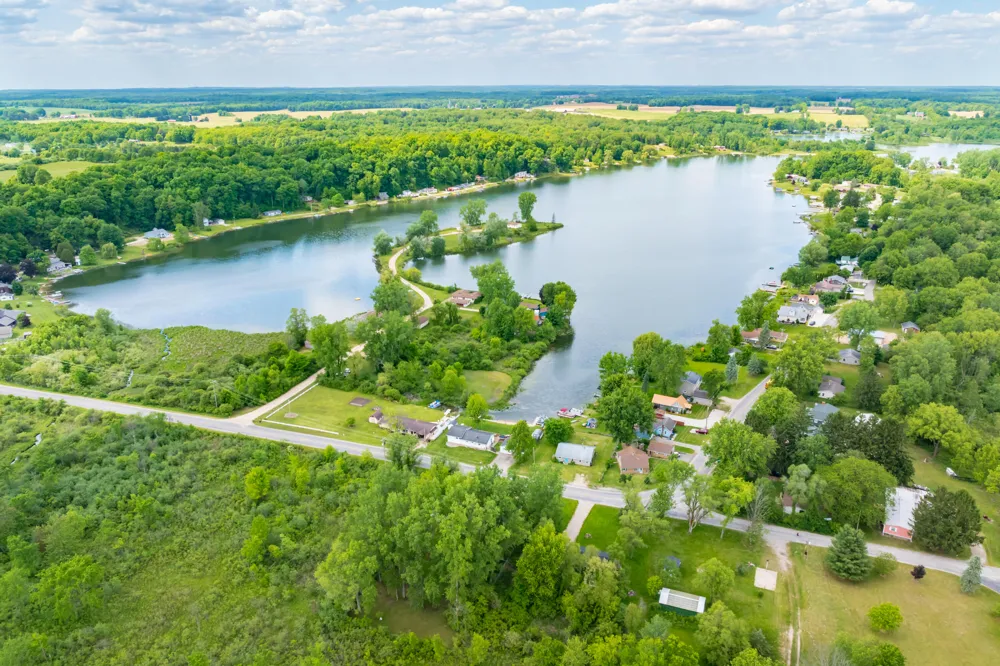 2038 E Bristol Road E Johnstown Township, MI 49050