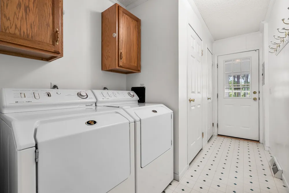 2038 E Bristol Road E Johnstown Township, MI 49050