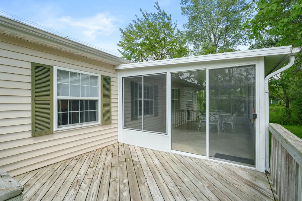 2038 E Bristol Road E Johnstown Township, MI 49050