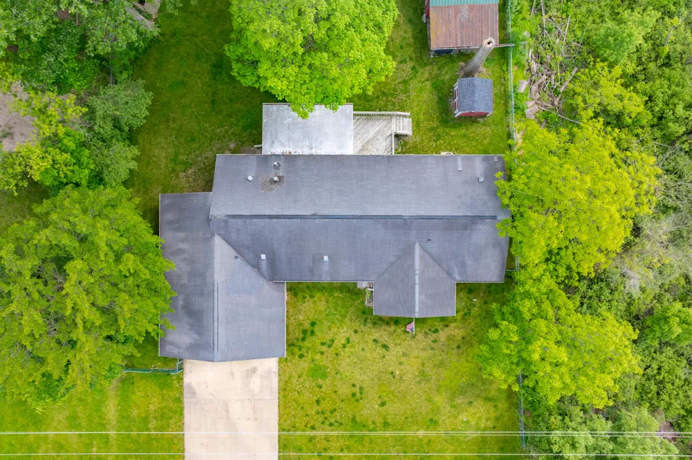 2038 E Bristol Road E Johnstown Township, MI 49050
