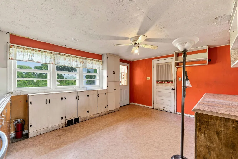 876 110th Avenue Gun Plain Township, MI 49080