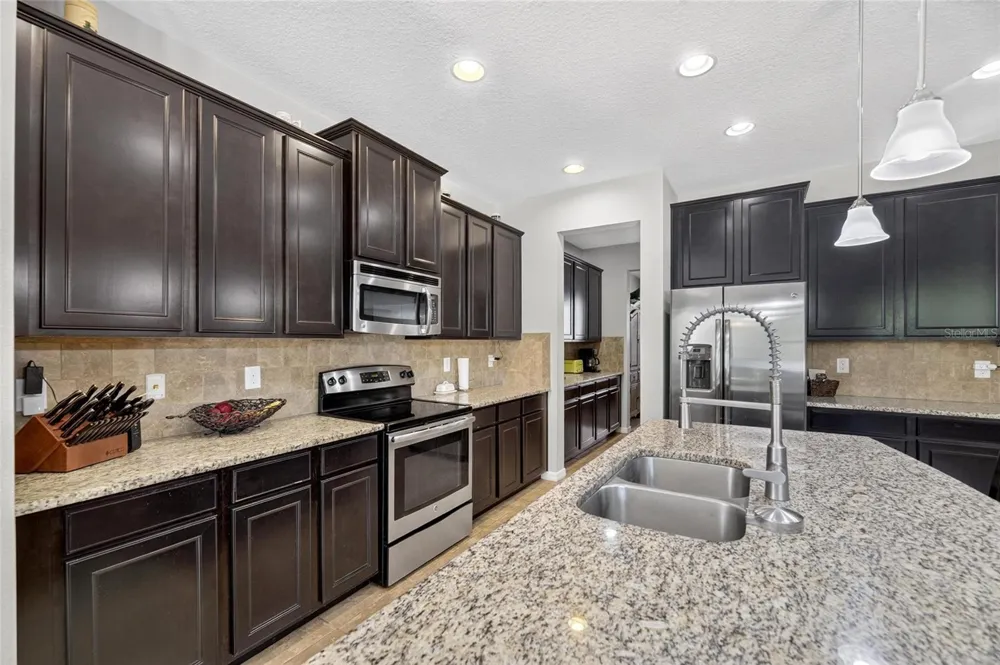 5802 BROAD RIVER RUN Ellenton, FL 34222
