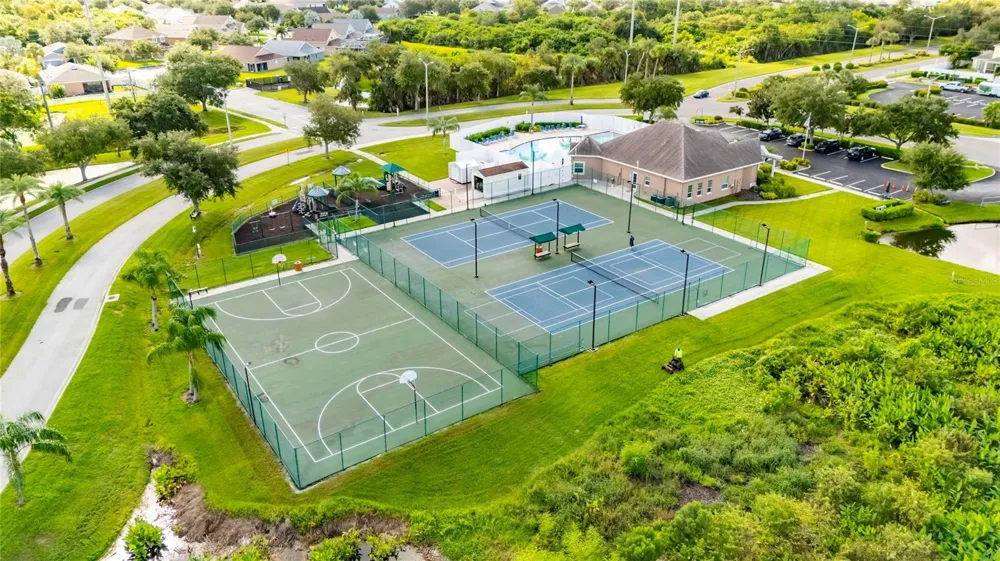 5802 BROAD RIVER RUN Ellenton, FL 34222