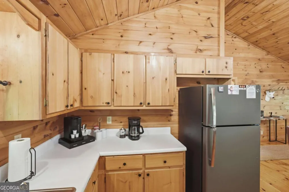 1564 Big Ben RD Ellijay, GA 30540