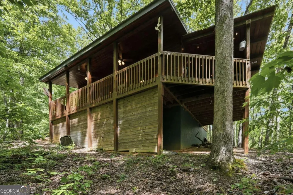 1564 Big Ben RD Ellijay, GA 30540