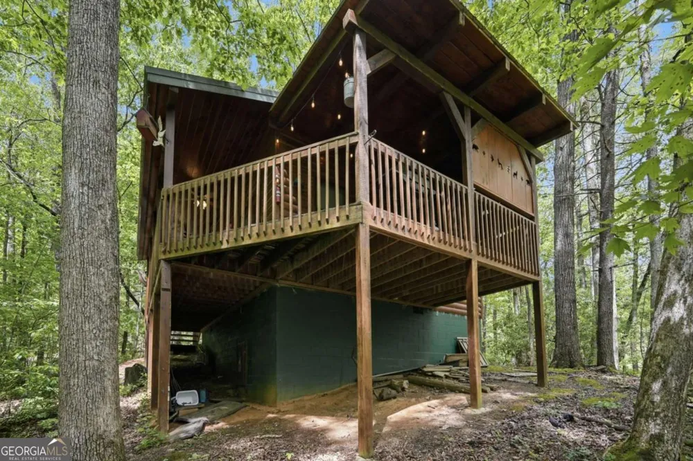 1564 Big Ben RD Ellijay, GA 30540