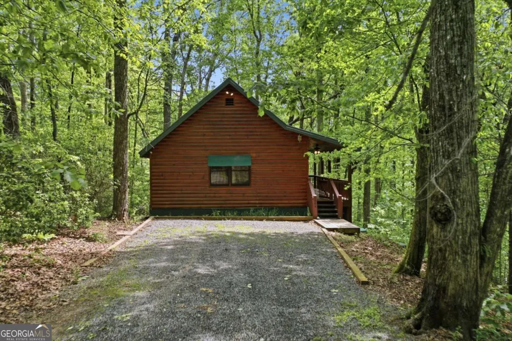 1564 Big Ben RD Ellijay, GA 30540