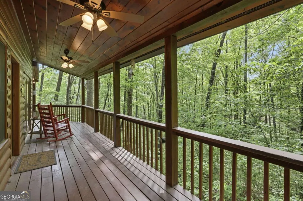 1564 Big Ben RD Ellijay, GA 30540