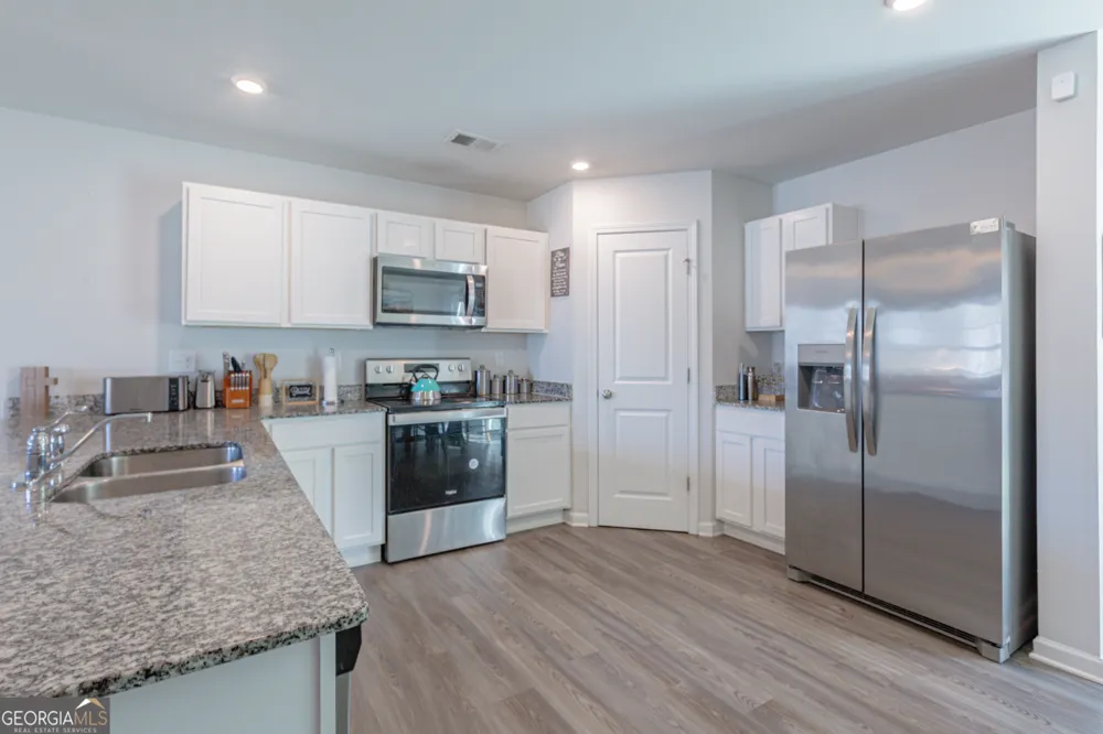 306 Duck Walk WAY Hogansville, GA 30230