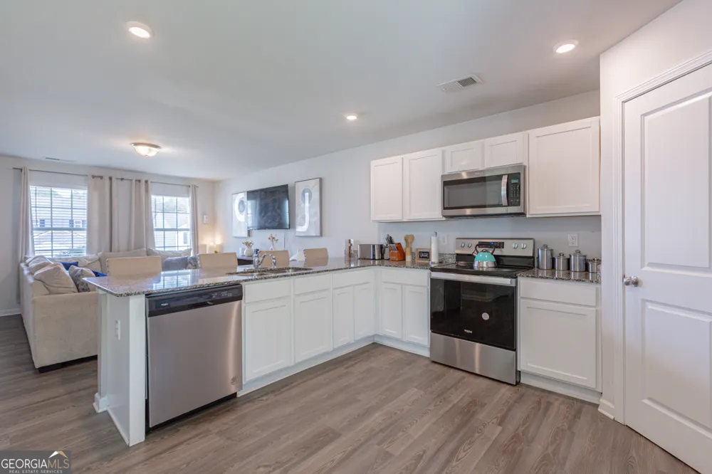 306 Duck Walk WAY Hogansville, GA 30230