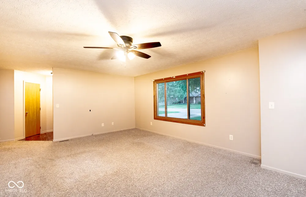 133 Michael Drive Scottsburg, IN 47170