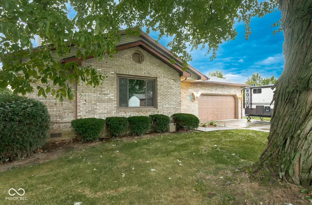 133 Michael Drive Scottsburg, IN 47170